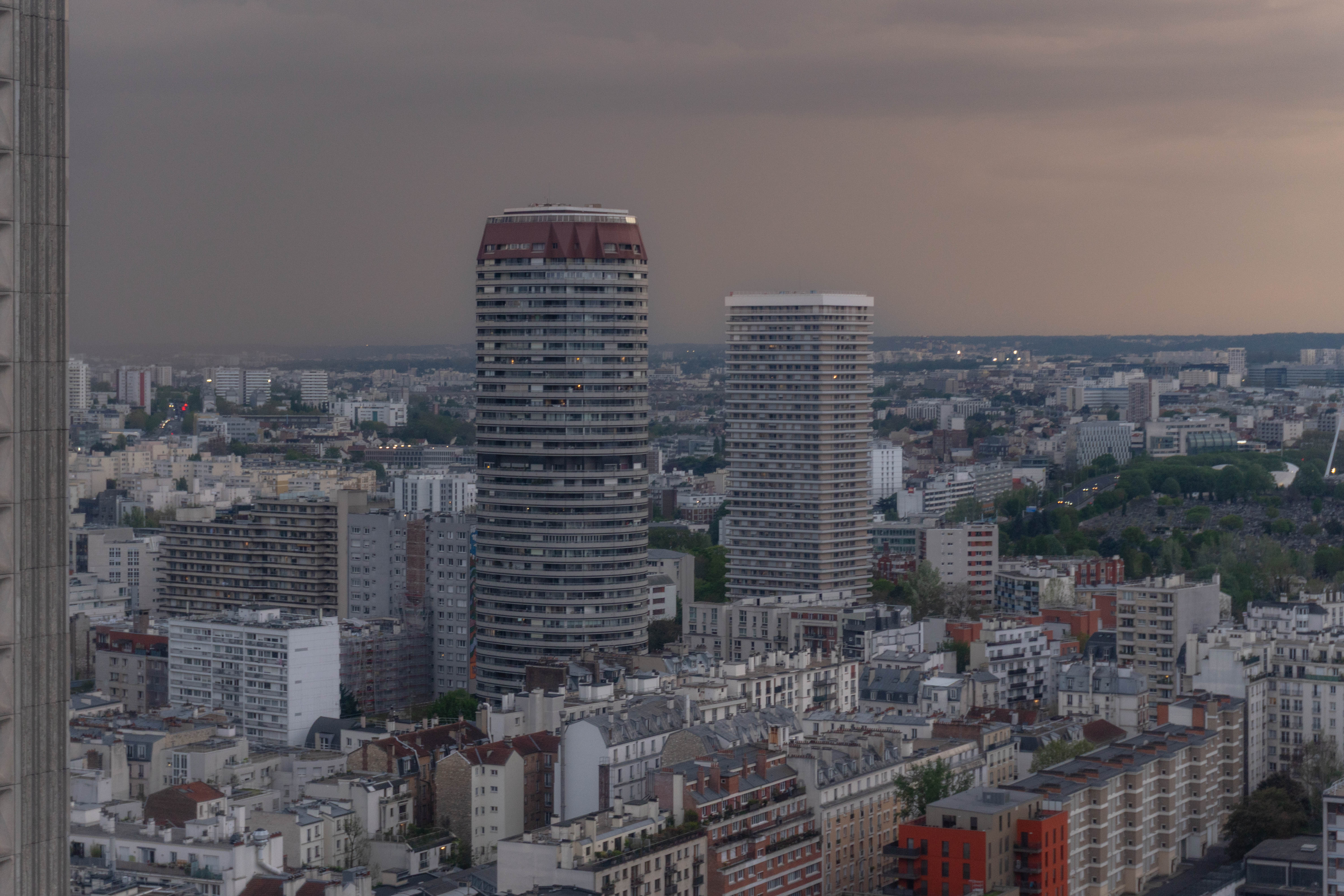 Bien immobilier, composition épurée